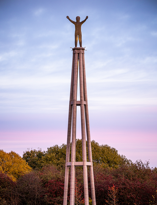 Hope Sculpture. Steuart Padwick © Fourfifteen 